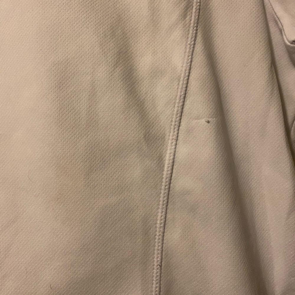 White size medium Nike tennis top πΎ - Picture 3 of 5